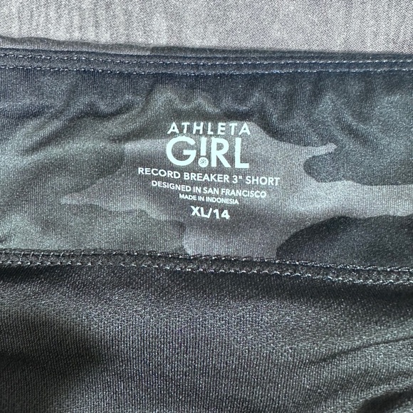 ⭐️Athleta Girl Record Breaker 3" Shorts in Black Camo [400] - Picture 9 of 10